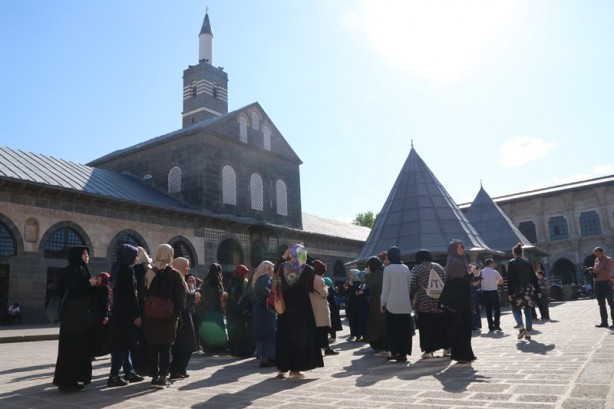 Foto - Diyarbakır'da turizm yeniden canlandı