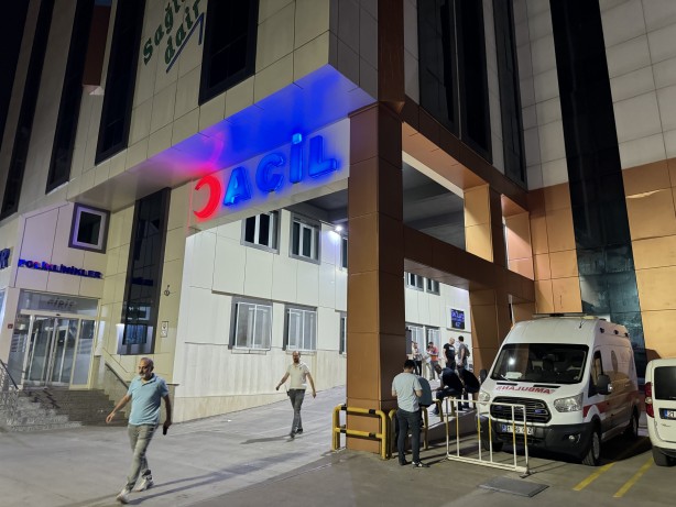 Diyarbakır’da yabancı uyruklu iki grup arasında silahlı kavga: 4 yaralı