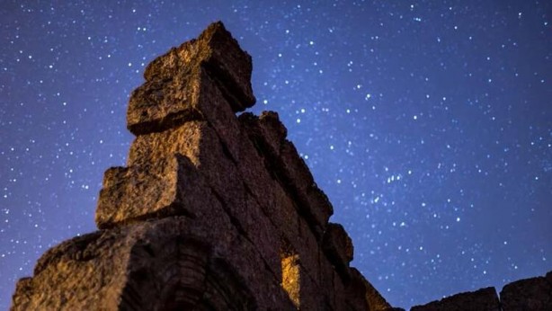 Foto - Diyarbakır'daki 3 bin yıllık Zerzevan Kalesi’nde Samanyolu'nu izlediler