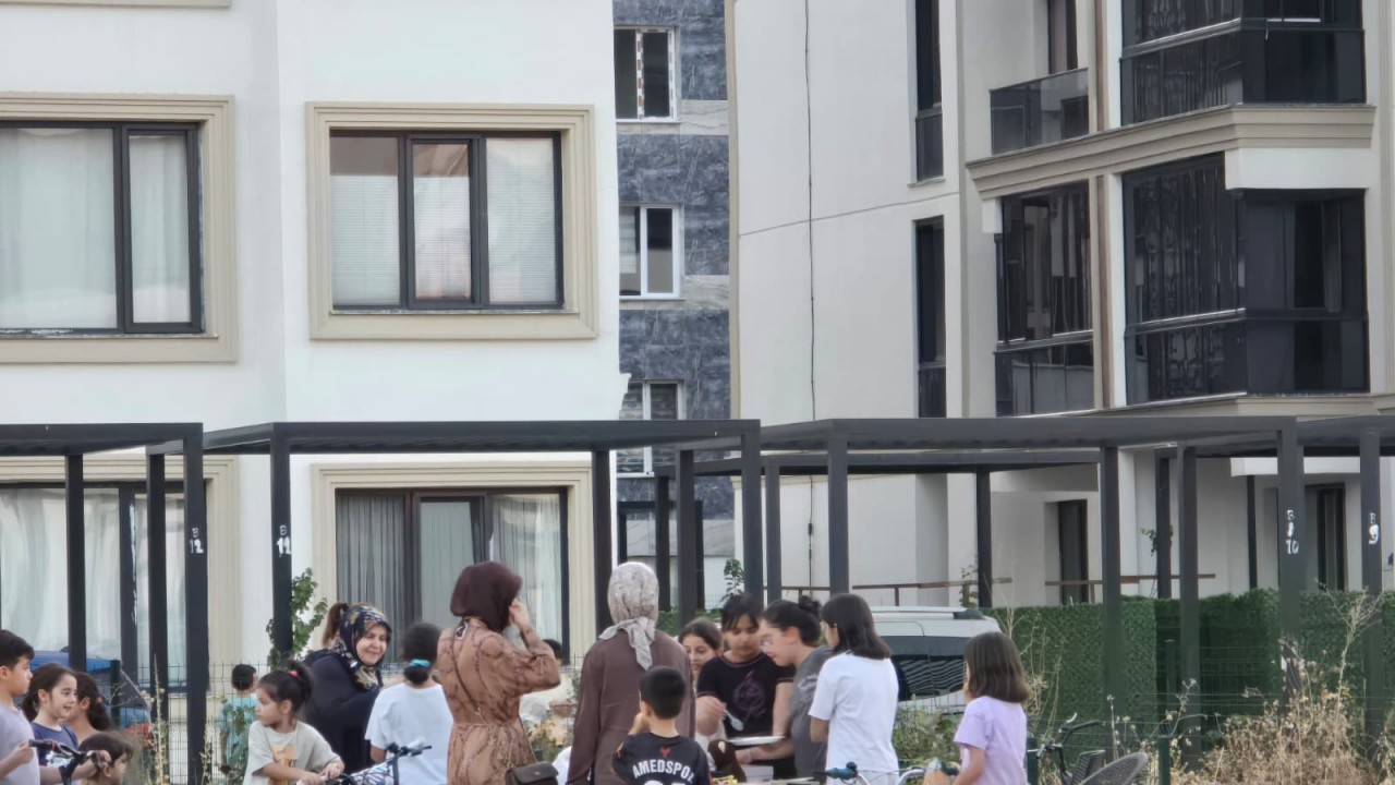 Foto - Diyarbakır'daki çocuklar, Gazzeli kardeşlerini unutmadı