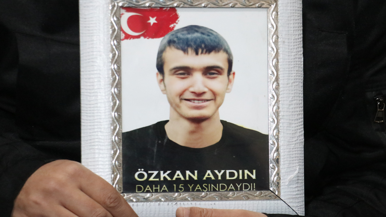 Foto - Diyarbakır'daki şerefli direniş 2 bininci gününde! 60 aile evladına kavuştu