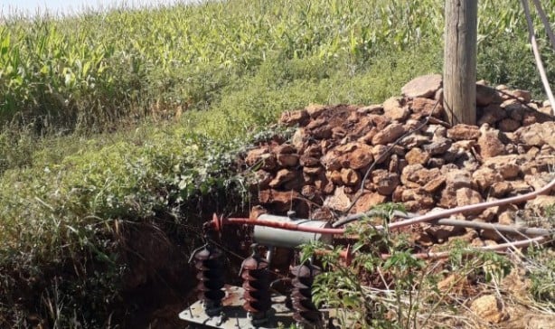 Foto - Diyarbakır'dan petrol fışkıracağına çıkan şeye bakın! Alçaklar tüm Türkiye'nin hakkına giriyorlar