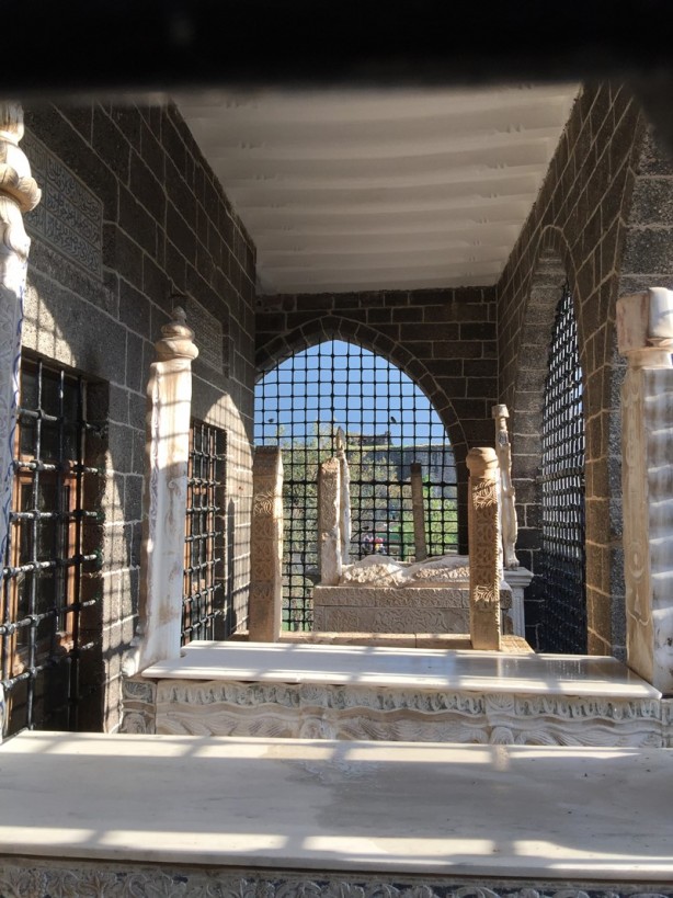 Foto - Diyarbakır'ın nadide mekanlarından: Hz. Süleyman Camii ve 27 Sahabe Türbeleri