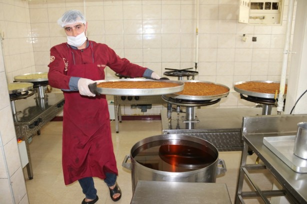 Foto - Diyarbakır'ın tescilli burma kadayıfı bayramda da lezzet katacak