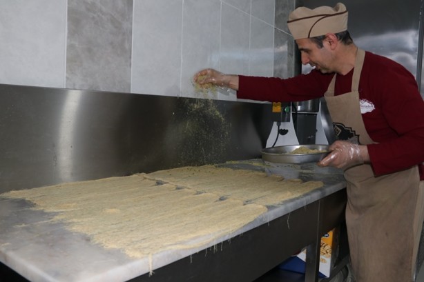 Diyarbakır'ın tescilli burma kadayıfı bayramda da lezzet katacak