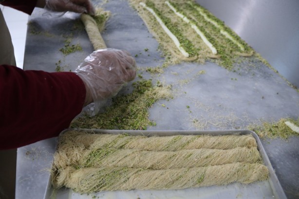 Foto - Diyarbakır'ın tescilli burma kadayıfı bayramda da lezzet katacak