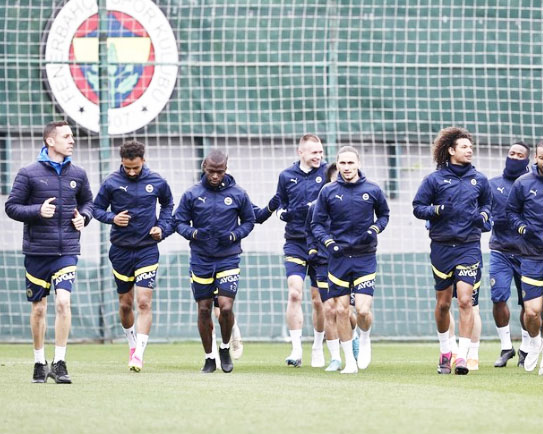 Diyerek duyurdular... Hızına kimse yetişemiyor! İstikamet Kadıköy mü?