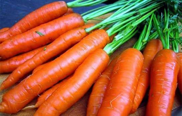 Foto - Diz ağrıları için 2 adet havuç rendeleyin...