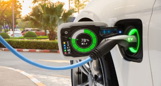 Foto - Dizel, benzinli ve elektrikli araçlara rakip geliyor! Litresi 29 lira olacak