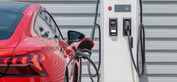 Foto - Dizel, benzinli ve elektrikli araçlara rakip geliyor! Litresi 29 lira olacak