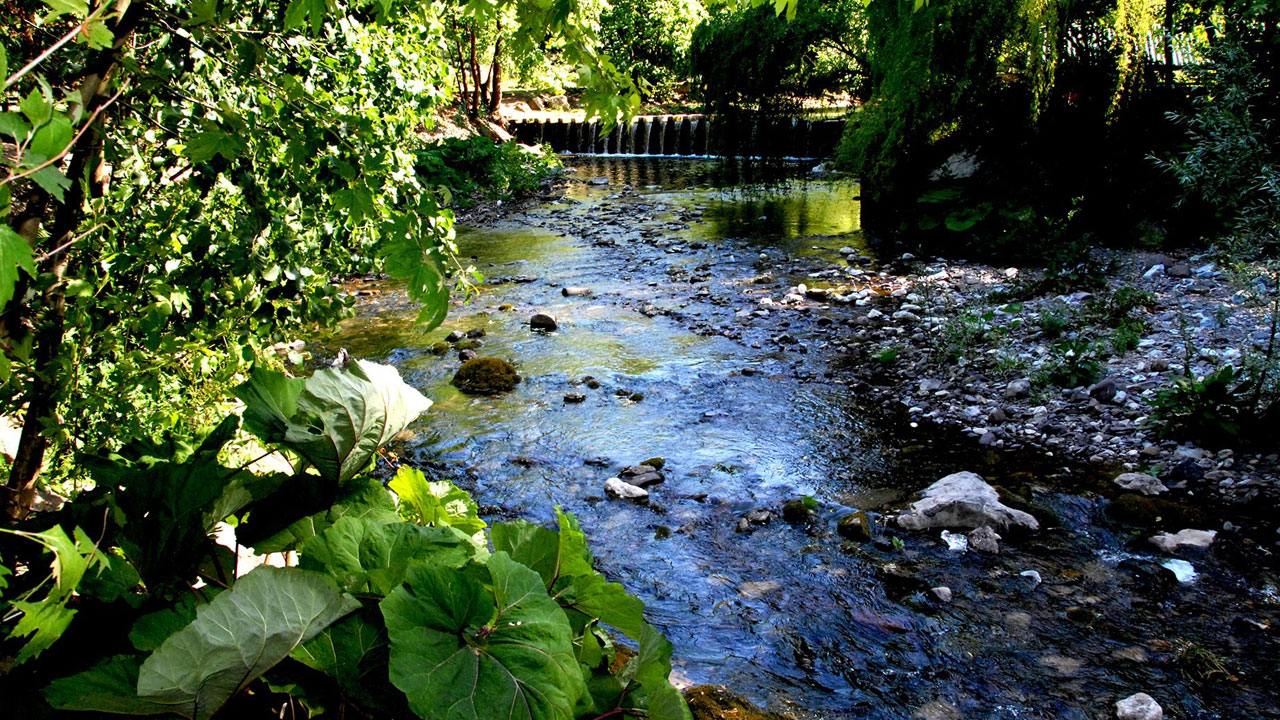 Foto - Doğa alarm veriyor! Maden Deresi’nden geriye taşlar kaldı