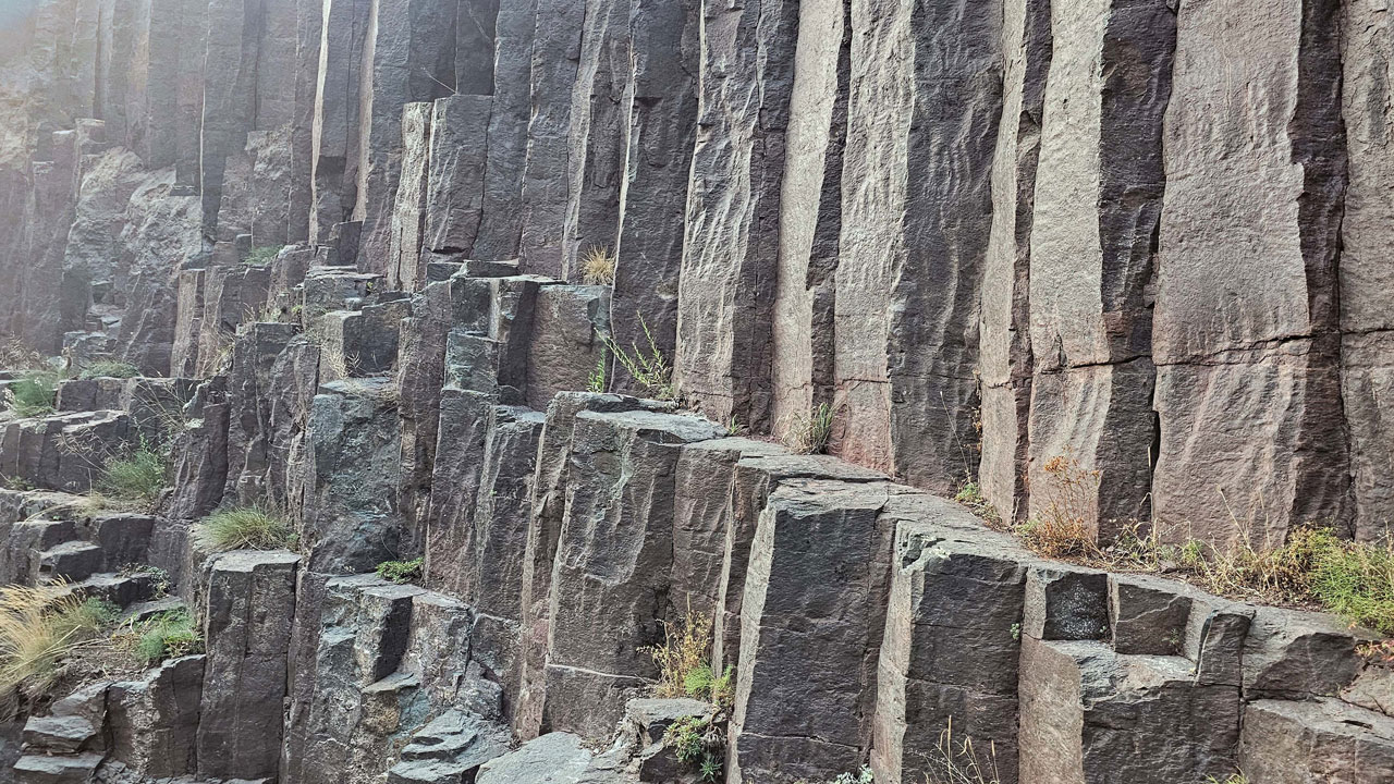 Foto - Doğa harikası Artvin! Bazalt kayalıkları görsel şölen sunuyor
