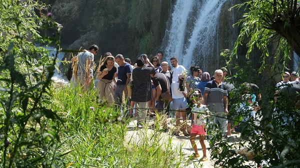 Foto - Doğa harikası şelale hayran bırakıyor