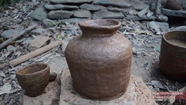 Foto - Doğadaki malzemelerden fırın yaptı!