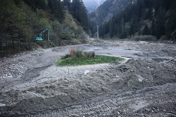 Foto - Doğal güzellik kaybolacak.... Uzungöl'ü bekleyen korkunç son