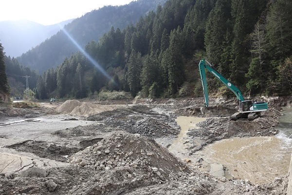 Foto - Doğal güzellik kaybolacak.... Uzungöl'ü bekleyen korkunç son
