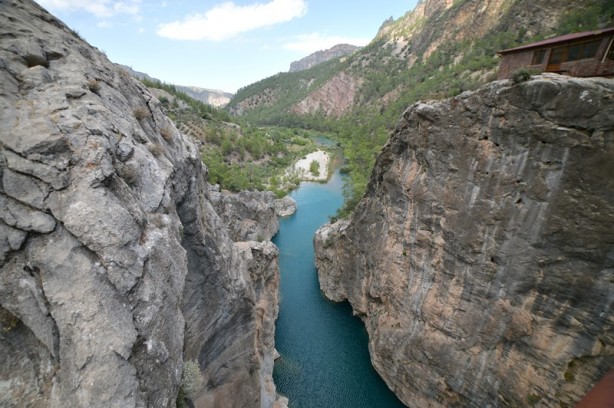 Doğanın el değmemiş mirası: Yerköprü Şelalesi