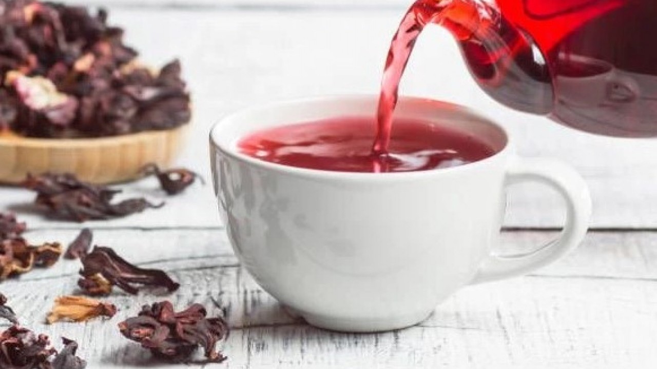 Foto - Doğanın kırmızı şifası hibiskus çayının faydaları