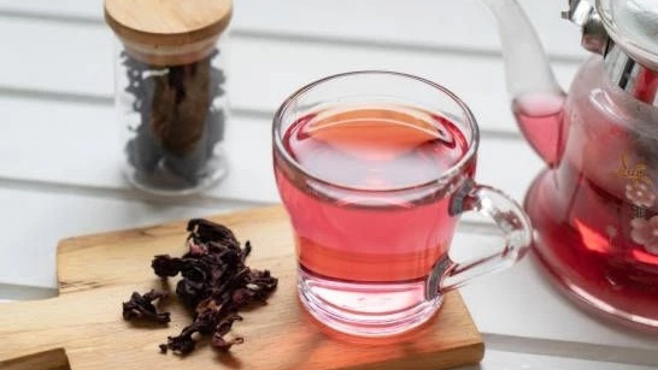 Foto - Doğanın kırmızı şifası hibiskus çayının faydaları