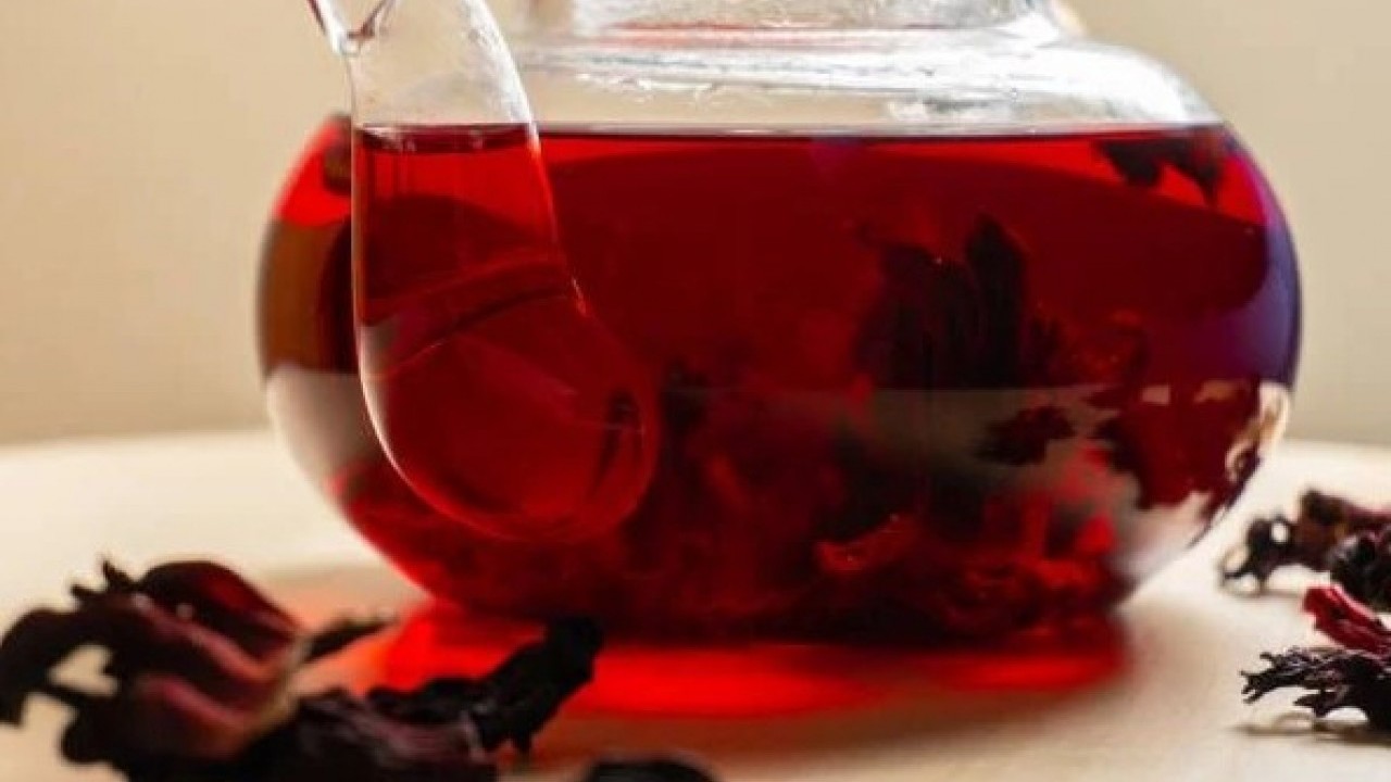 Foto - Doğanın kırmızı şifası hibiskus çayının faydaları