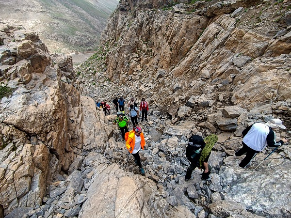 Foto - Doğaseverler buzul gölünü keşfetti