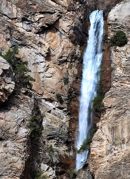 Foto - Doğaseverlerin vazgeçilmez rotası: Celkan Şelalesi