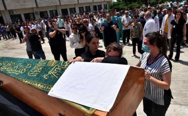 Foto - Doğduğu hastanede görev yapıyordu! Genç doktordan acı haber