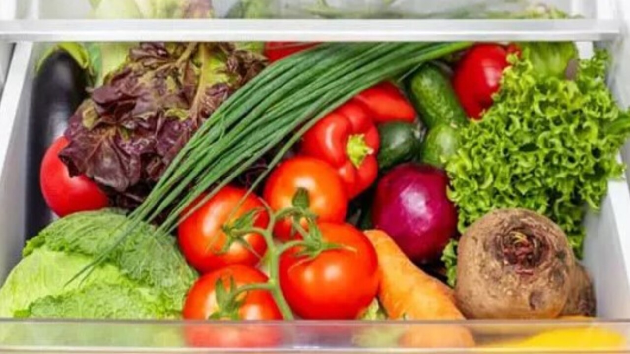 Foto - Doğru yöntemlerle israfı önleyin! İşte buzdolabında saklanmaması gereken sebzeler