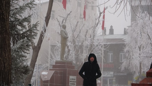 Foto - Doğu Anadolu donuyor! Sibirya'yı andıran manzara