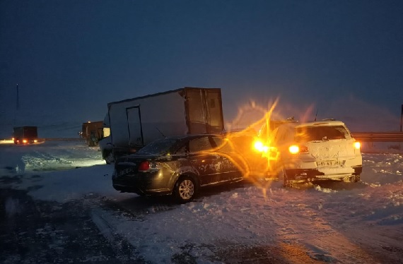 Foto - Doğu Anadolu kara teslim! 