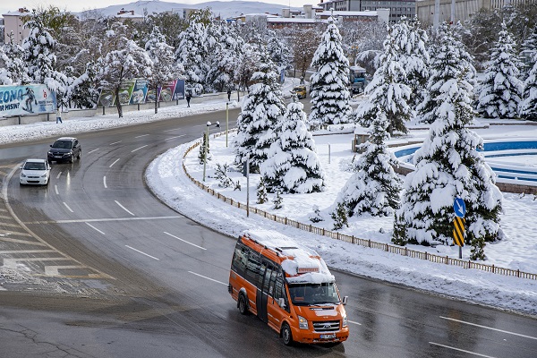 Foto - Doğu Anadolu’da kar ve soğuk hava "kara kış"ı aratmıyor