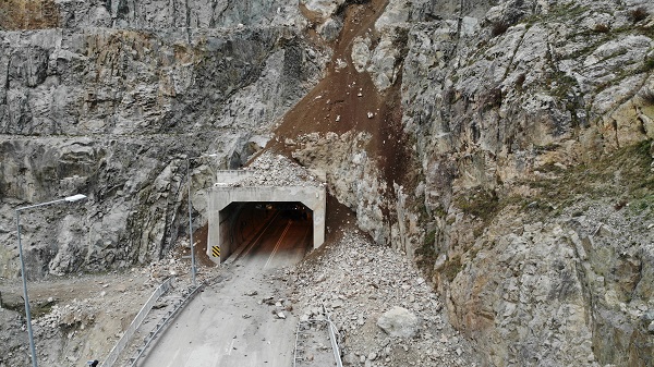 Foto - Doğu Karadeniz'de bu yüzden heyelan riski artıyor! 