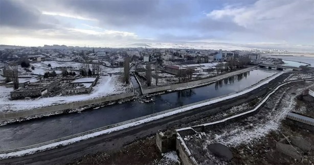 Foto - Doğu Karadeniz'in yüksek rakımlı yaylalarına kar yağdı