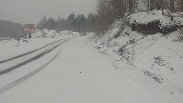Foto - Doğu Marmara ve Batı Karadeniz'de kar etkisini gösteriyor