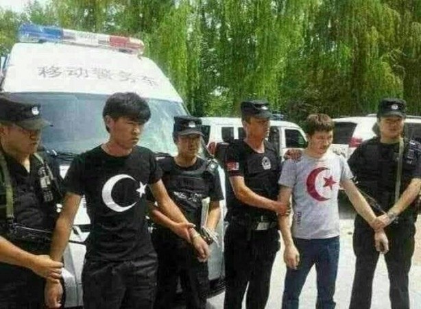 Foto - Doğu Türkistan'dan kan donduran kareler!