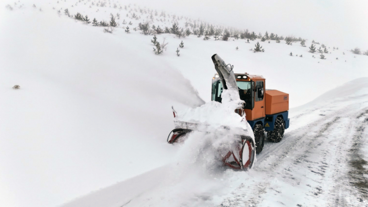 Doğu’da kar ablukası: 5 ilde 558 yerleşim yerine ulaşım kesildi