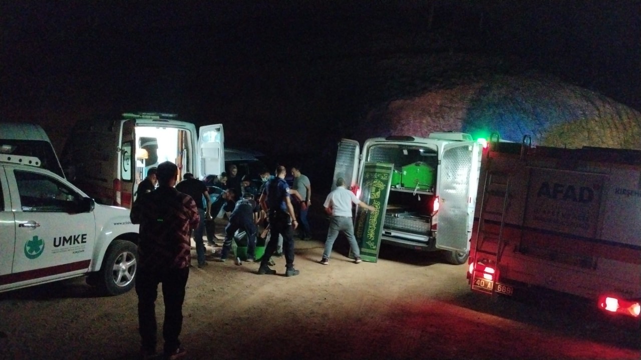 Foto - Doğum gününü kutladıktan sonra girdiği gölette can verdi!