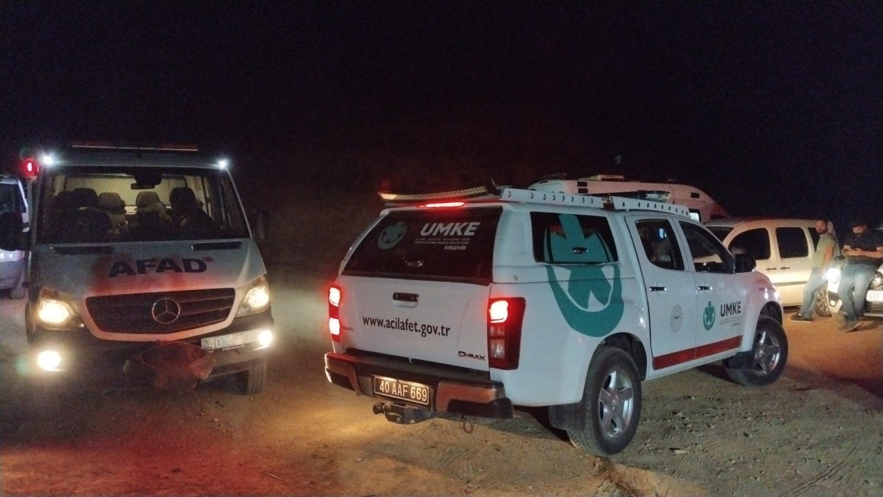 Foto - Doğum gününü kutladıktan sonra girdiği gölette can verdi!