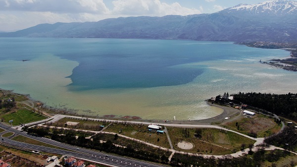 Foto - 'Doğunun gizli denizi'nin rengi değişti! 