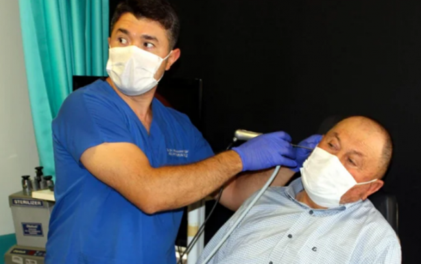 Foto - Doktor kulağından canlı canlı sinek çıkardı! Hayatının şokunu yaşadı