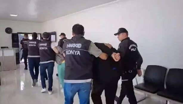 Doktor para uğruna hayatını kararttı! Psikiyatri kliniğinde uyuşturucu ticareti