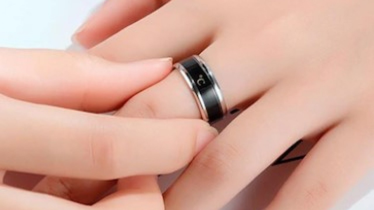 Foto - Doktorlardan bile önce anladı: Yüzük sayesinde kanser olduğunu öğrendi!