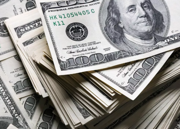 Foto - 'Dolar 10 lira olacak' tahmini henüz tutmayan isim sessizliğini bozdu! Tarihi çakılış için yeni tarih verdi