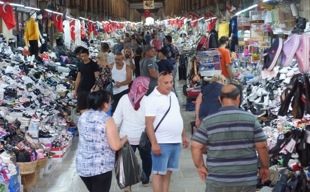 Foto - Dolar 11 liraya düştüğünde durulmuştu! Kur fırlayınca yeniden akın etmeye başladılar