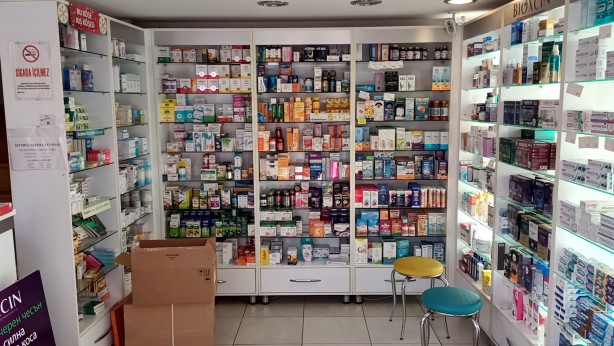 Foto - Dolar ve Euro artınca Türkiye'ye akın ettiler! Arabaların bagajlarını doldurup doldurup gidiyorlar