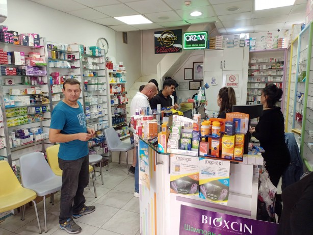 Foto - Dolar ve Euro artınca Türkiye'ye akın ettiler! Arabaların bagajlarını doldurup doldurup gidiyorlar