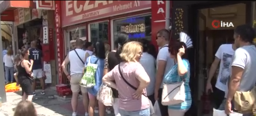 Foto - Dolar ve euro artınca Türkiye'ye akın ettiler! 'Çok ucuz' deyip alıp alıp dönüyorlar