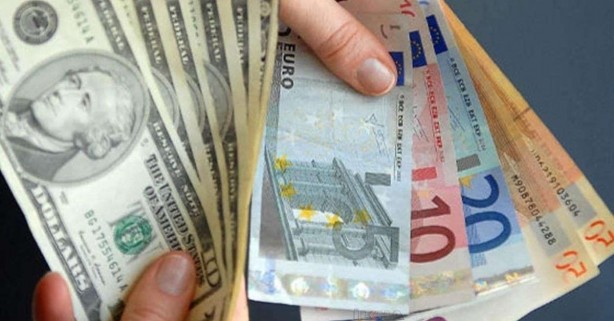 Dolar ve euro artınca Türkiye'ye akın ettiler! Ne varsa alıp dönüyorlar