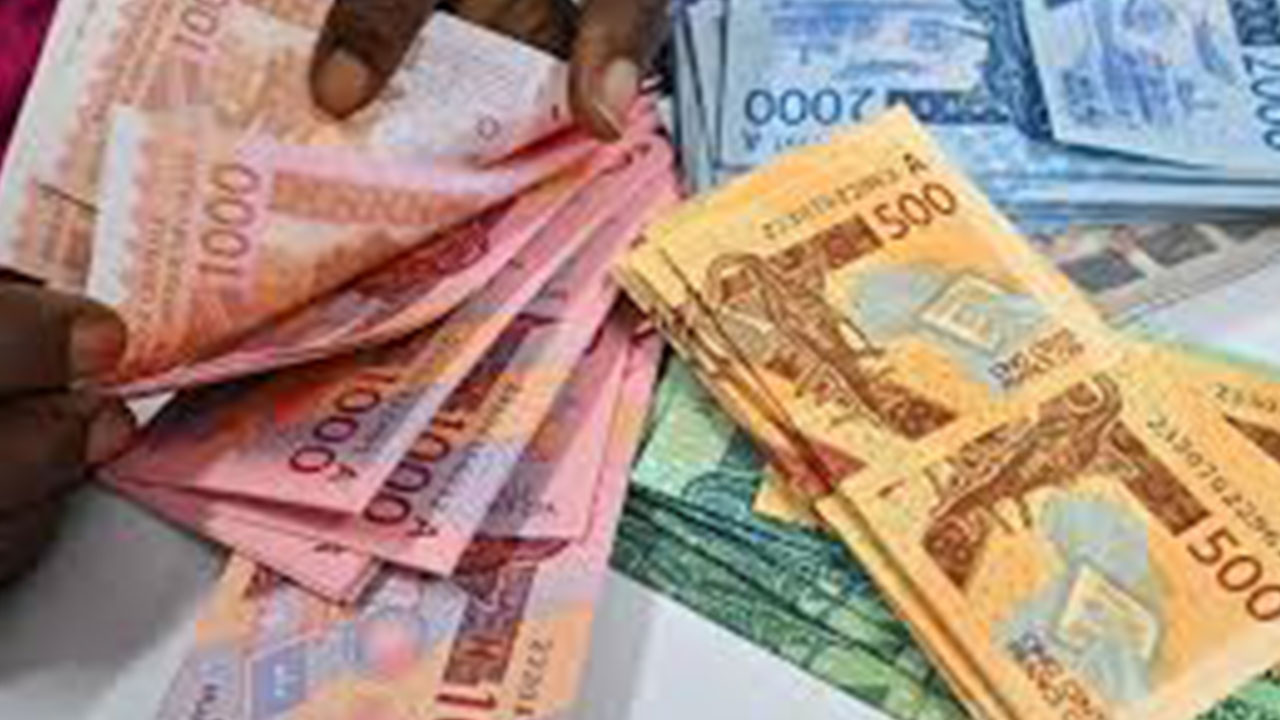 Dolara büyük darbe: Yeni para birimi çıkıyor, ismi bile belli oldu