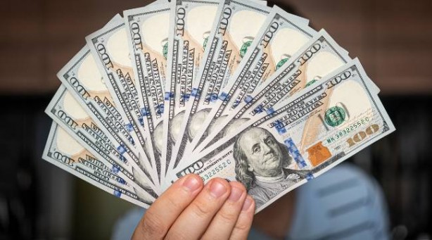 Foto - Dolarda "50 lira" şaşkınlığı! Görenler hemen döviz bürolarına koşmaya başladı 